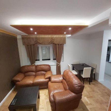 Target Apartment Banja Luka Exterior photo