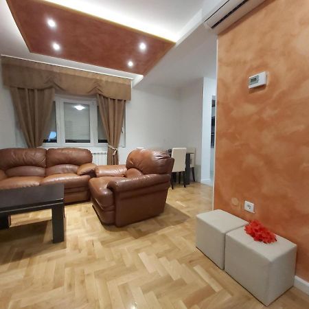 Target Apartment Banja Luka Exterior photo