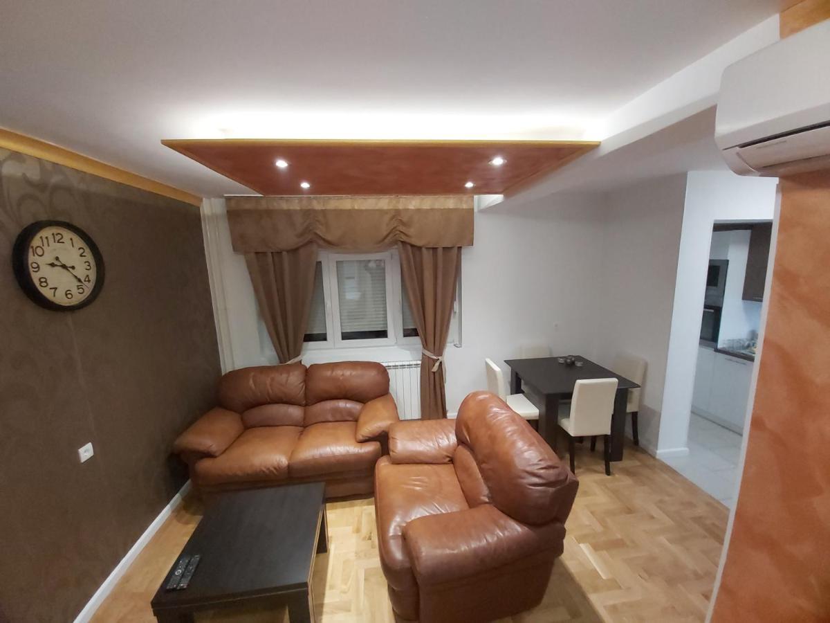Target Apartment Banja Luka Exterior photo