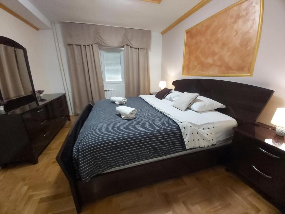Target Apartment Banja Luka Exterior photo