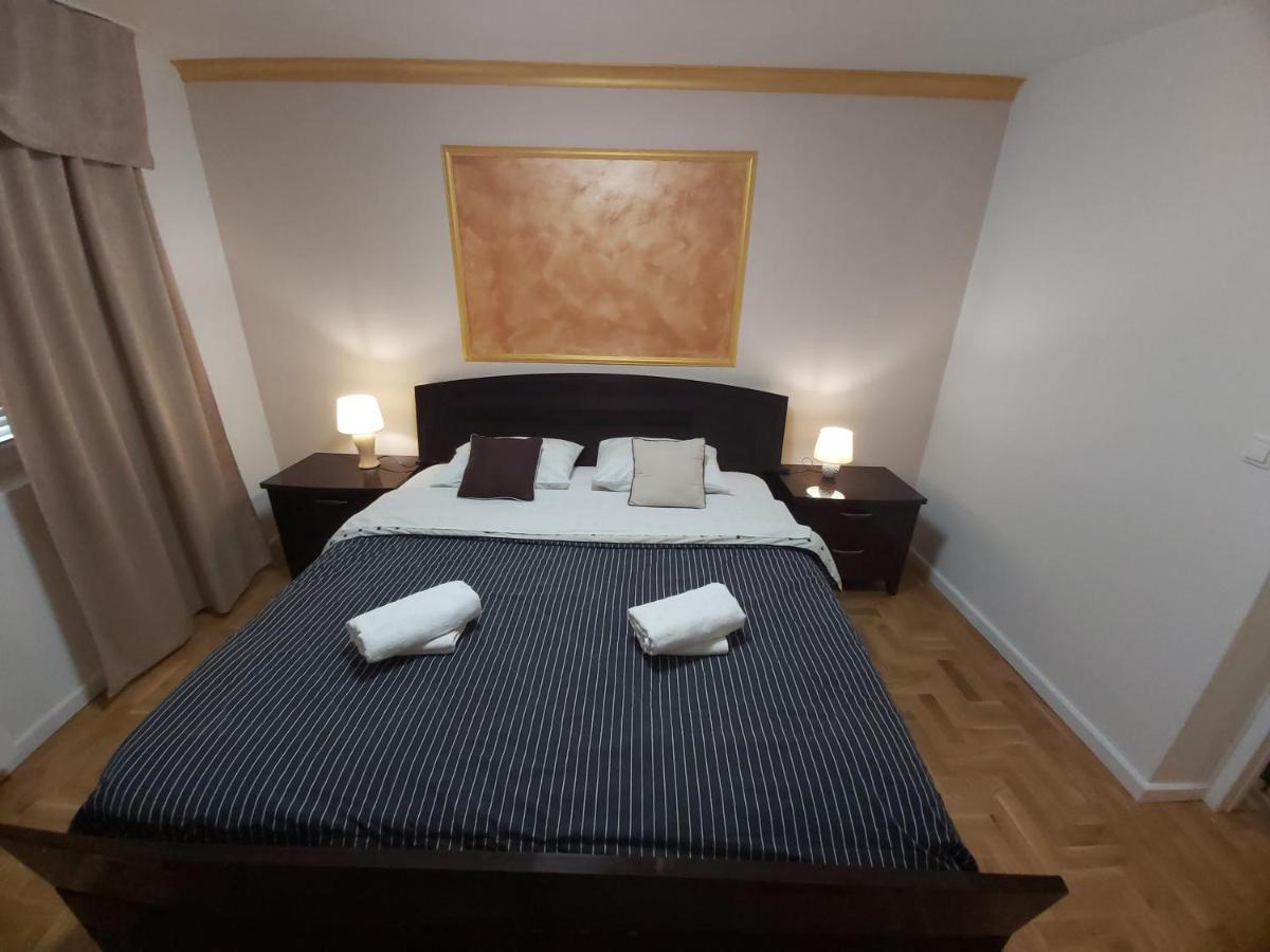Target Apartment Banja Luka Exterior photo